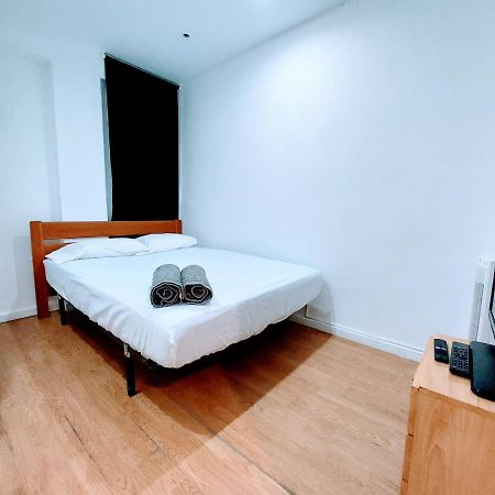 Habitacion Privada Con Cama Doble Валенсия Экстерьер фото
